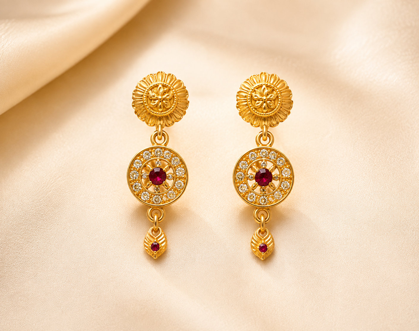 Royal Ruby Floral Gold Necklace Set - Image 3